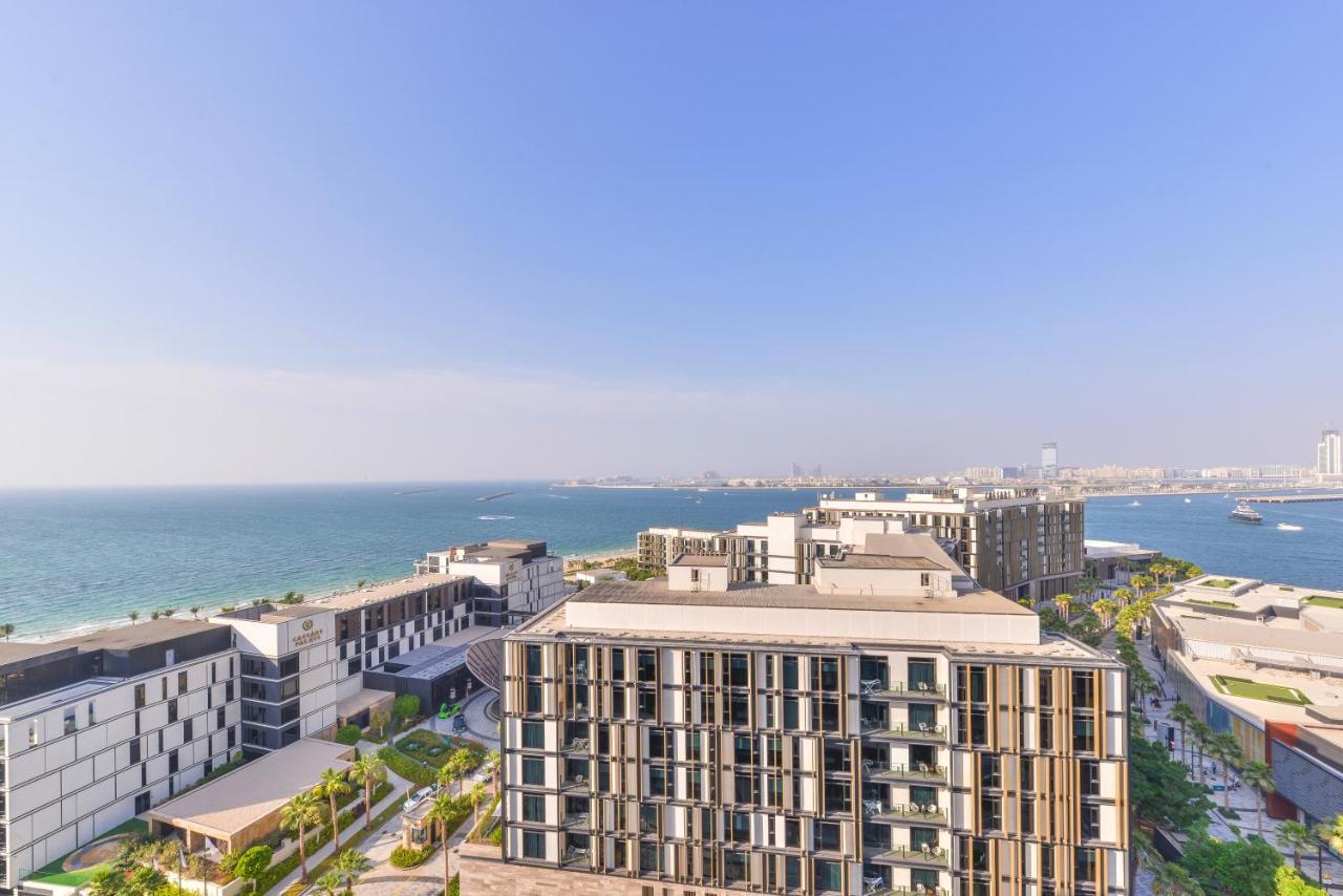 Posh 2 Bedroom Oceanfront Apt In The Heart Of Bluewaters Island Dubai Dış mekan fotoğraf