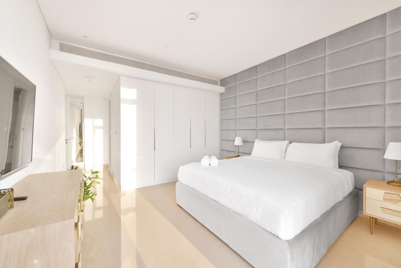 Posh 2 Bedroom Oceanfront Apt In The Heart Of Bluewaters Island Dubai Dış mekan fotoğraf