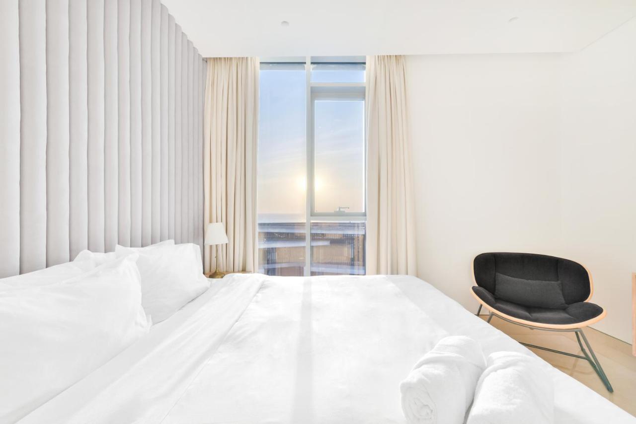 Posh 2 Bedroom Oceanfront Apt In The Heart Of Bluewaters Island Dubai Dış mekan fotoğraf