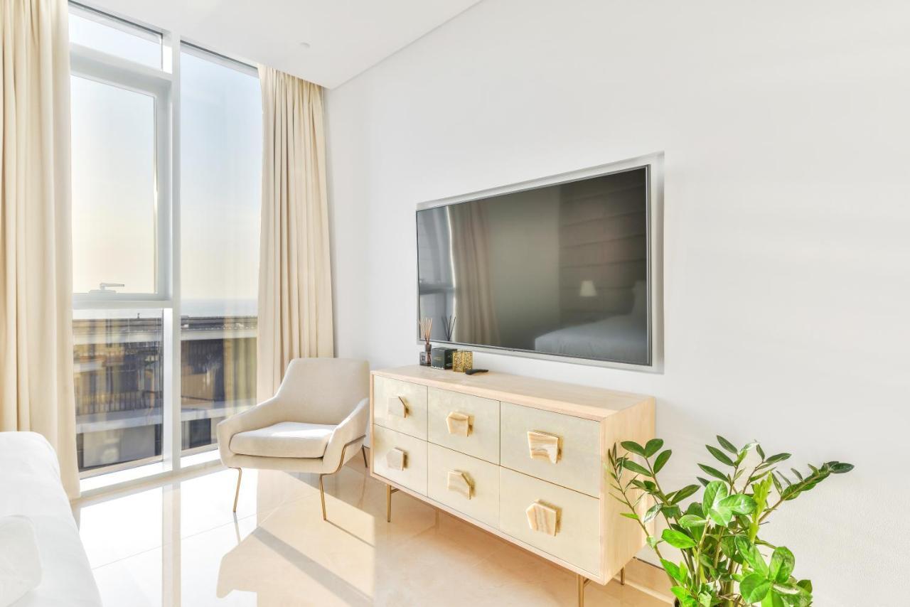 Posh 2 Bedroom Oceanfront Apt In The Heart Of Bluewaters Island Dubai Dış mekan fotoğraf