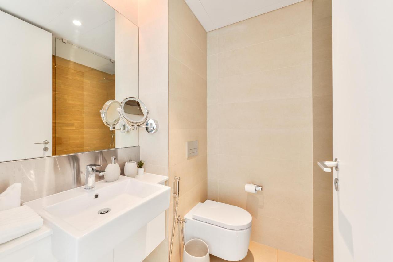 Posh 2 Bedroom Oceanfront Apt In The Heart Of Bluewaters Island Dubai Dış mekan fotoğraf
